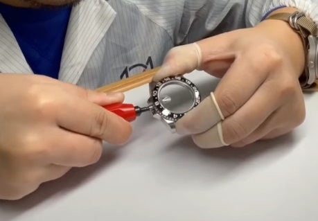 luxury watch maintenance